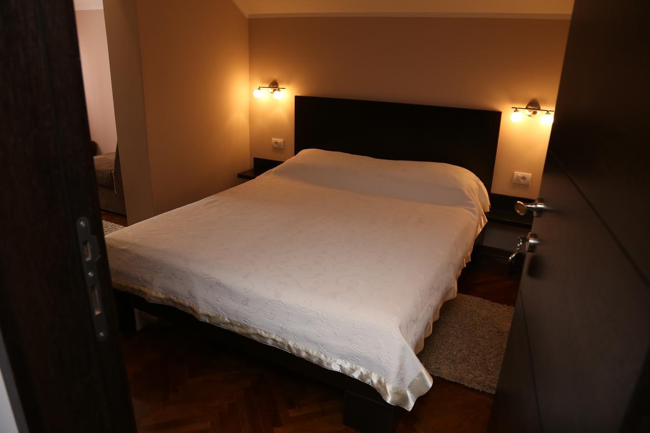 B&B Park Sremčica Kültér fotó